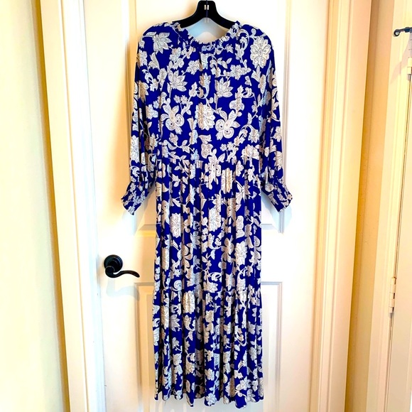 Zara Dresses & Skirts - ZARA maxi dress, never worn size M
